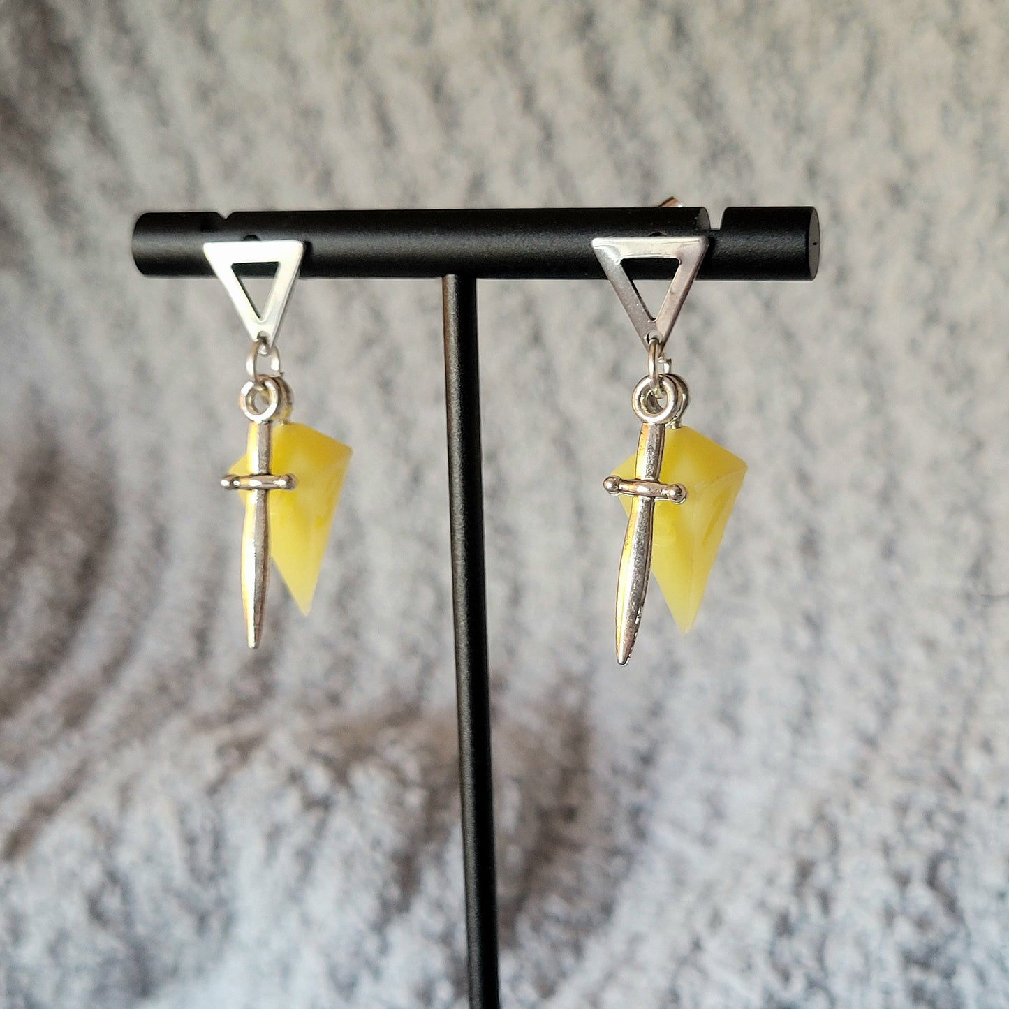 Rogue's Ascent Dice Earrings